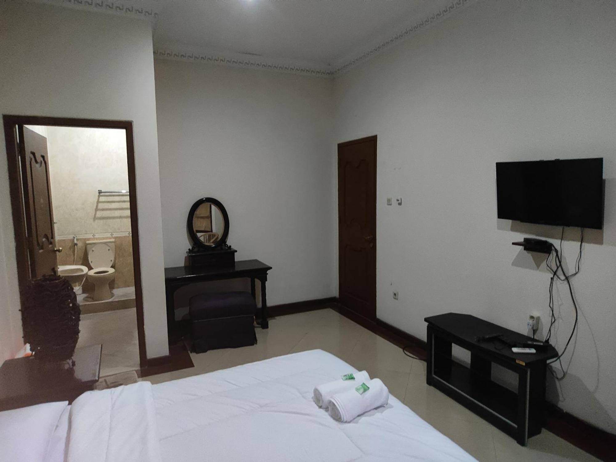 Tirto 27 Homestay Yogyakarta Kültér fotó