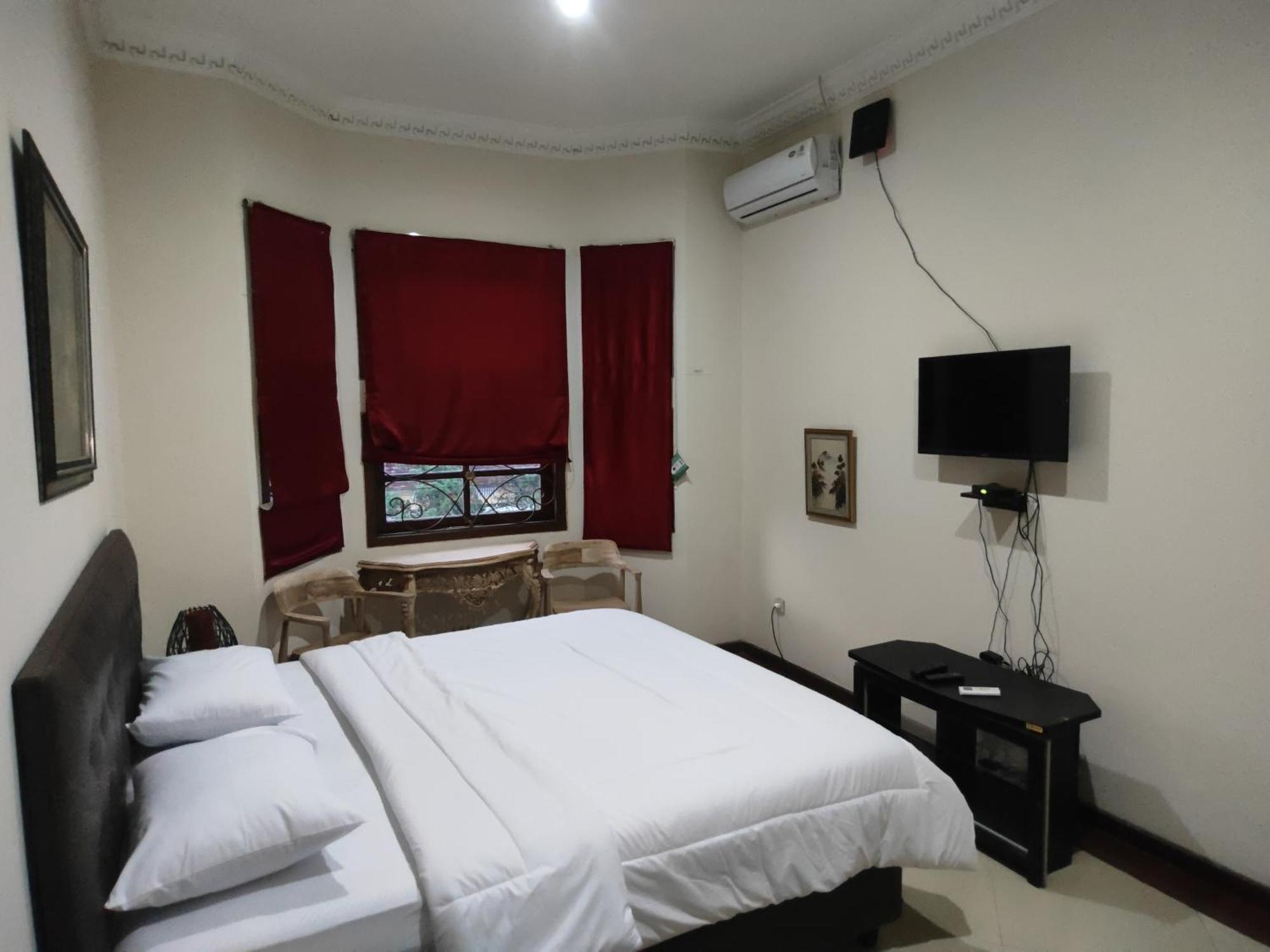 Tirto 27 Homestay Yogyakarta Kültér fotó